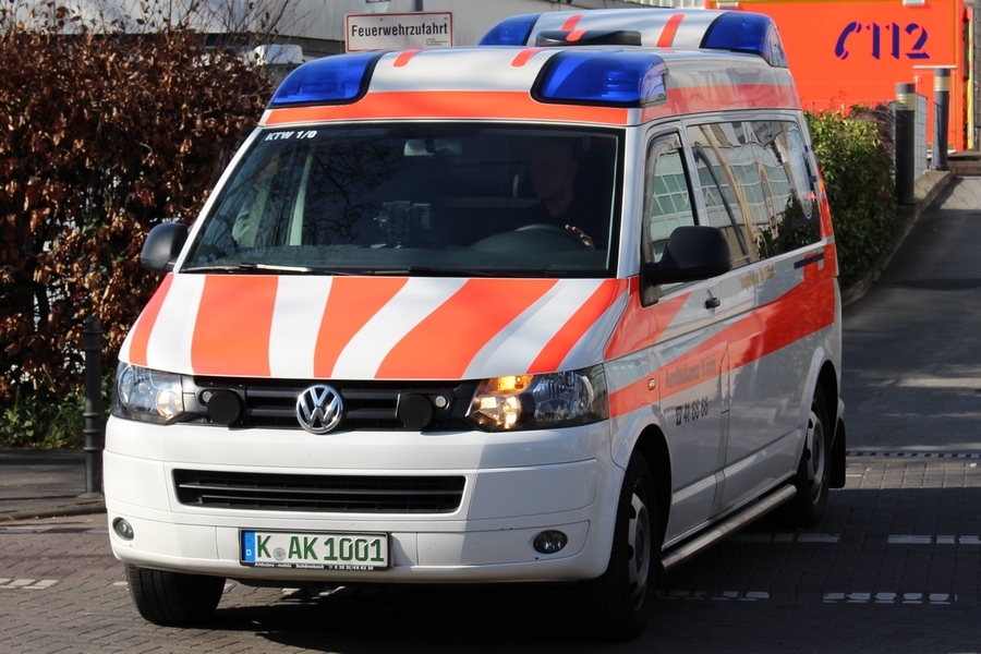 Ambulanz Köln - KTW 1/0