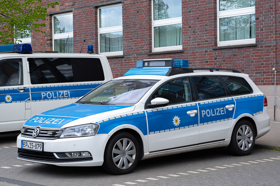 BP 15-879 - VW Passat B7 Variant - FuStW