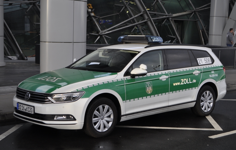 BD16-6120 - VW Passat - FuStW