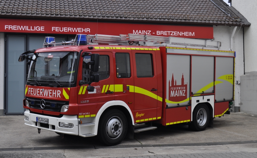 Florian Mainz 11/46-01