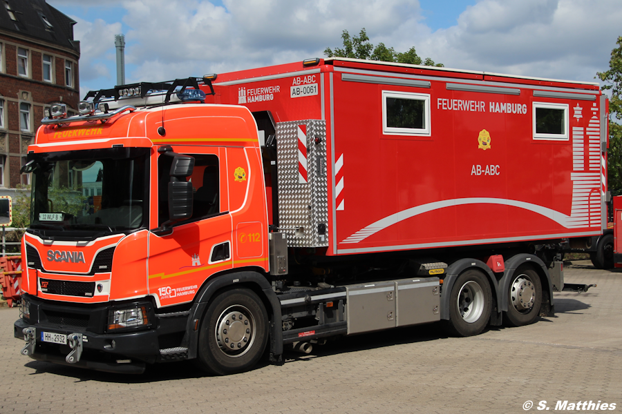 Florian Hamburg 32 WLF-B