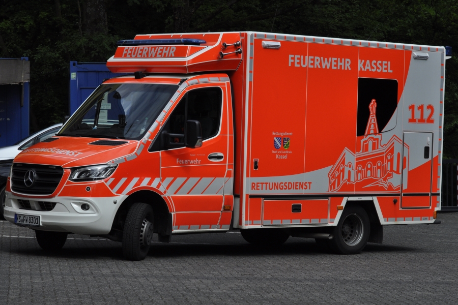 Florian Kassel 02/83-01