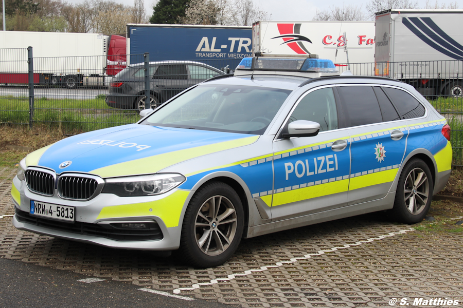 NRW 4-5813 - BMW 520d Touring - FuStW BAB