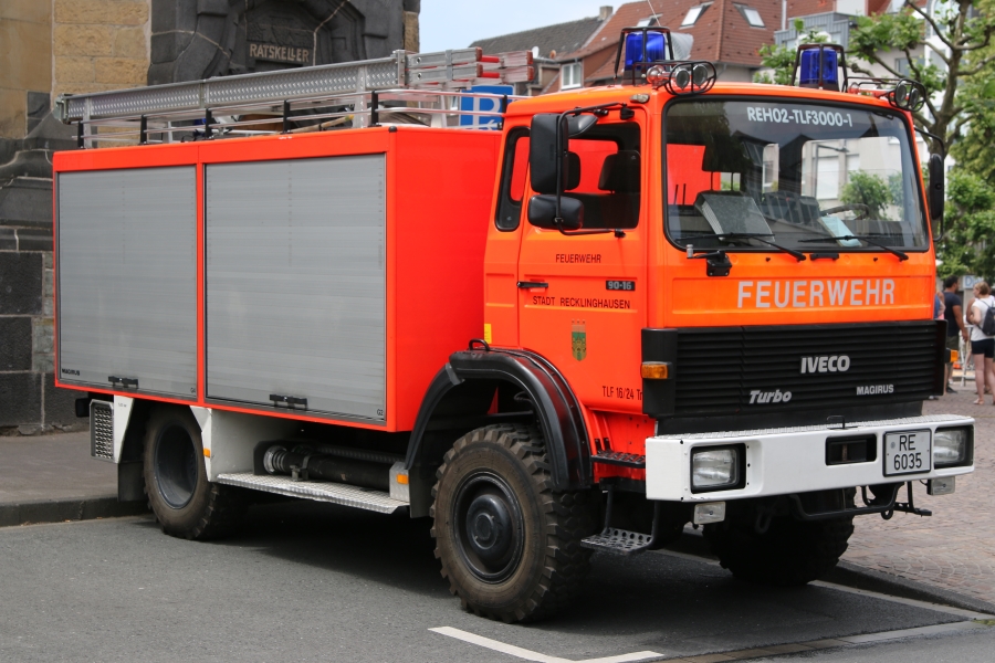 Florian Recklinghausen 02 TLF3000-01 (a.D.)